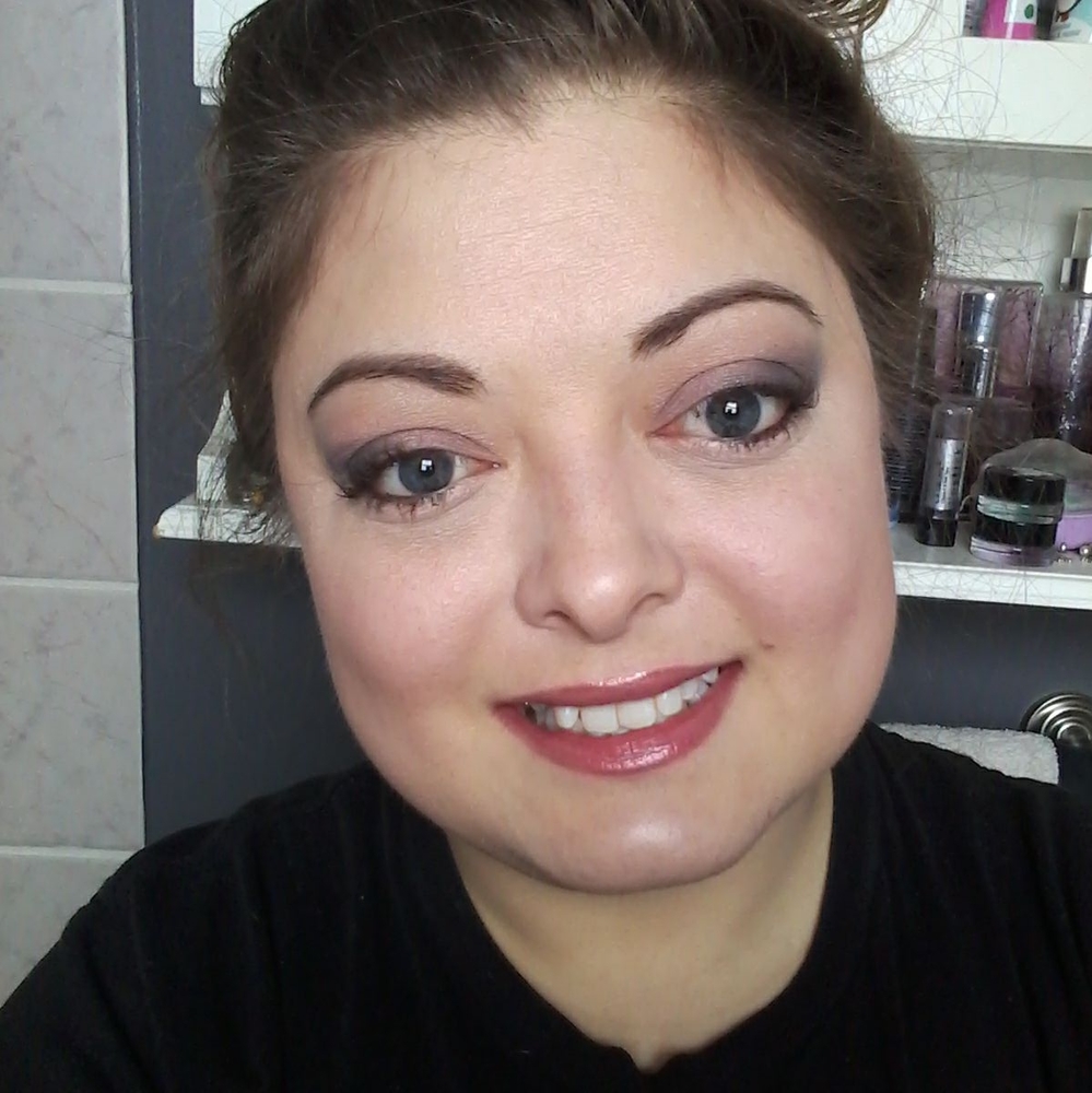 Meet your Posher, Tahra